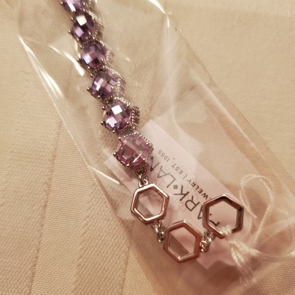 Park Lane Iris Honeycomb Bracelet Set in Silver Finish Metal 7 + 1 Inches - Picture 7 of 10